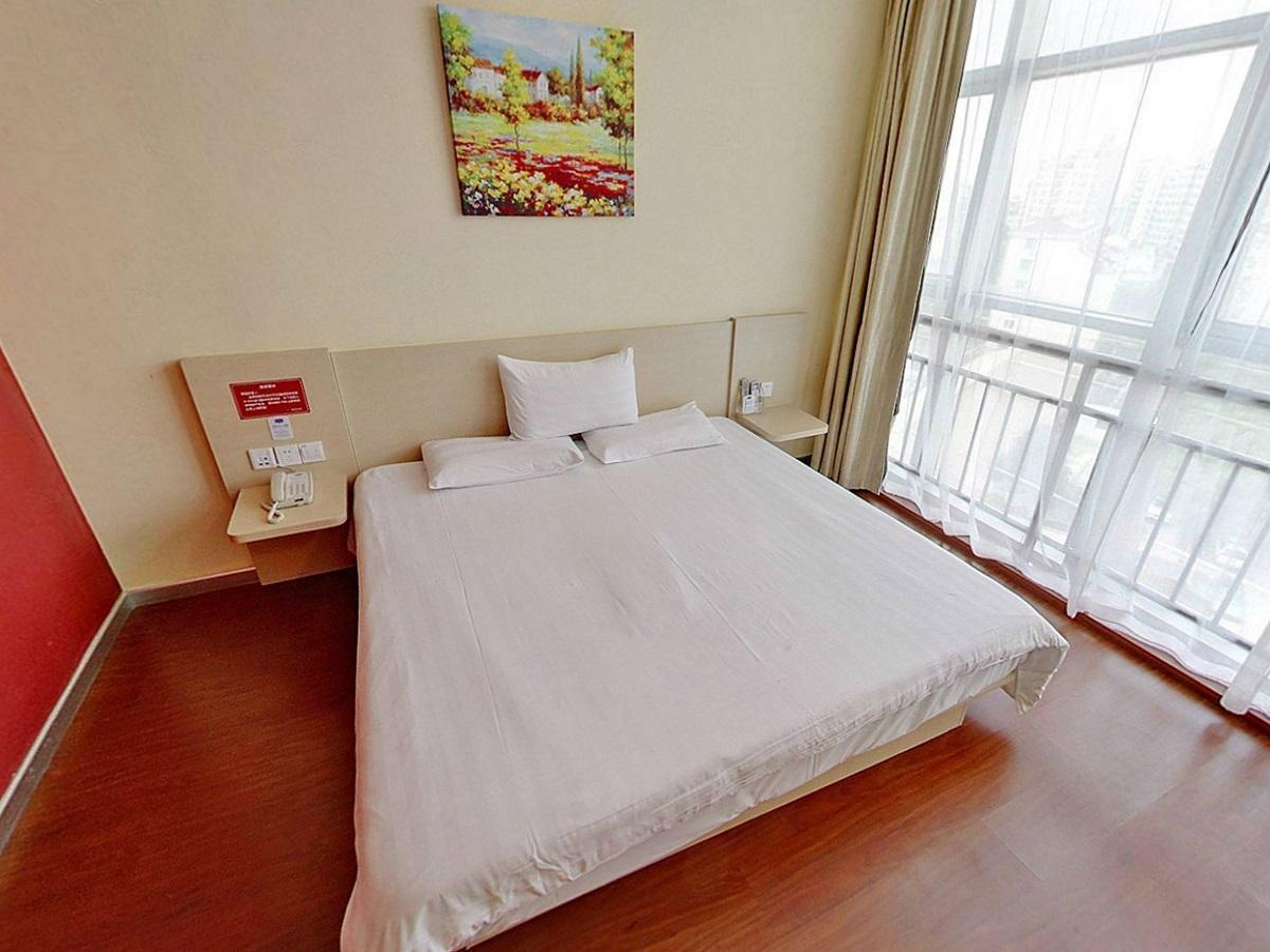 Hanting Hongqiao Wuzhong Road 2*